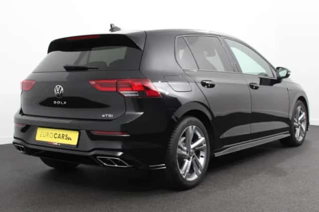 Volkswagen Golf (2024) thumbnail 6
