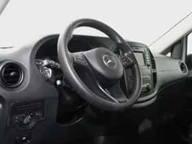 Mercedes-Benz Vito (2019) thumbnail 2