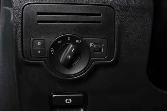 Mercedes-Benz Vito (2019) thumbnail 12