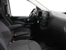 Mercedes-Benz Vito (2019) thumbnail 3