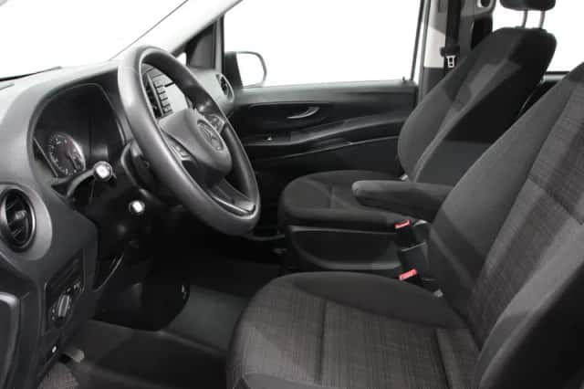 Mercedes-Benz Vito (2019) thumbnail 22