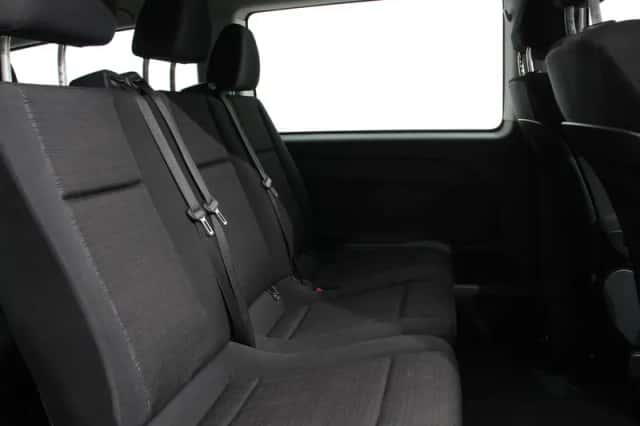 Mercedes-Benz Vito (2019) thumbnail 24