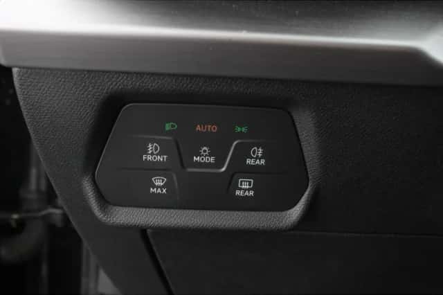 SEAT Leon (2020) thumbnail 13