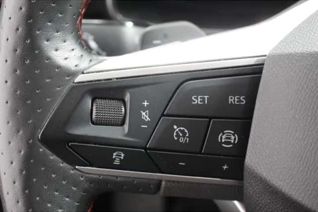 SEAT Leon (2020) thumbnail 16