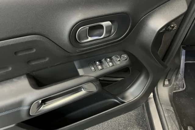 Citroën C5 Aircross (2023) thumbnail 32