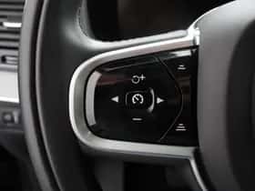 Volvo XC90 (2021) thumbnail 14