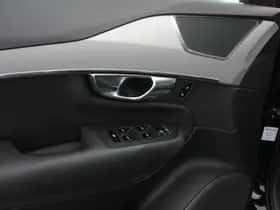 Volvo XC90 (2021) thumbnail 17