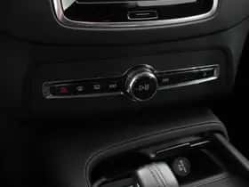 Volvo XC90 (2021) thumbnail 20