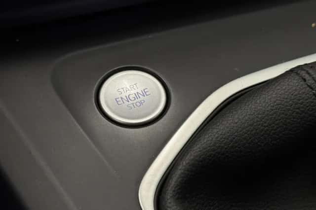 Volkswagen Golf (2023) thumbnail 19