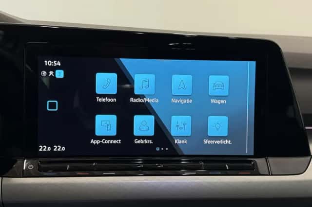Volkswagen Golf (2023) thumbnail 31