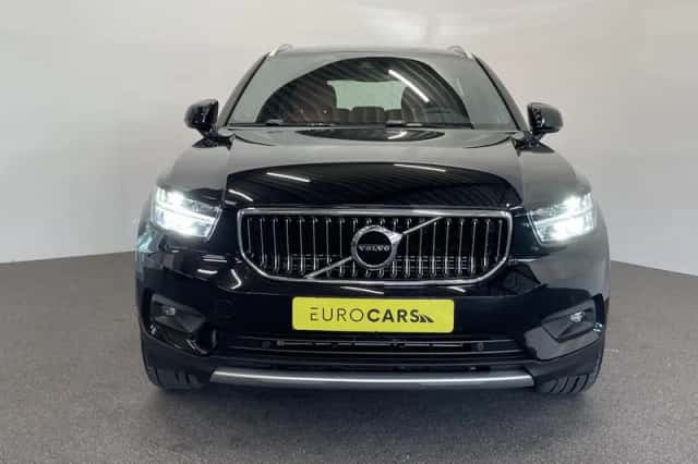 Volvo XC40 (2020) thumbnail 2