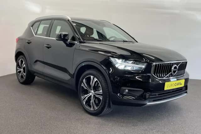 Volvo XC40 (2020) thumbnail 3