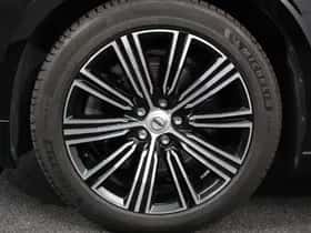 Volvo V60 (2020) thumbnail 2