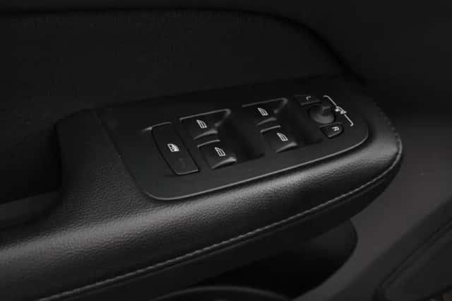 Volvo V60 (2020) thumbnail 12