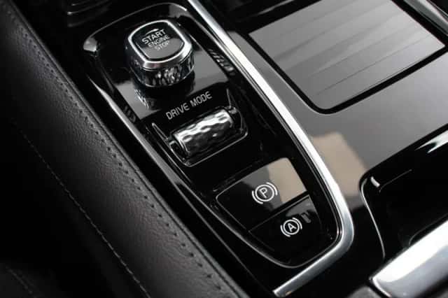 Volvo V60 (2020) thumbnail 18