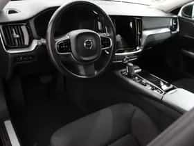Volvo V60 (2020) thumbnail 9