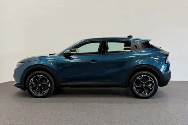 Alfa Romeo Junior (2025) thumbnail 4