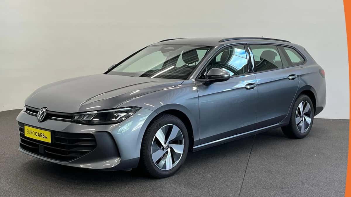 Volkswagen Passat (2025) — foto 1