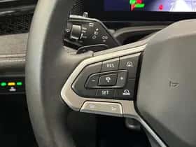 Volkswagen Passat (2025) thumbnail 16