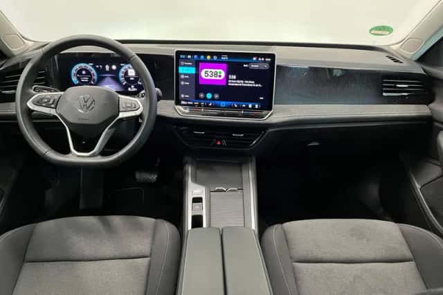 Volkswagen Passat (2025) thumbnail 27
