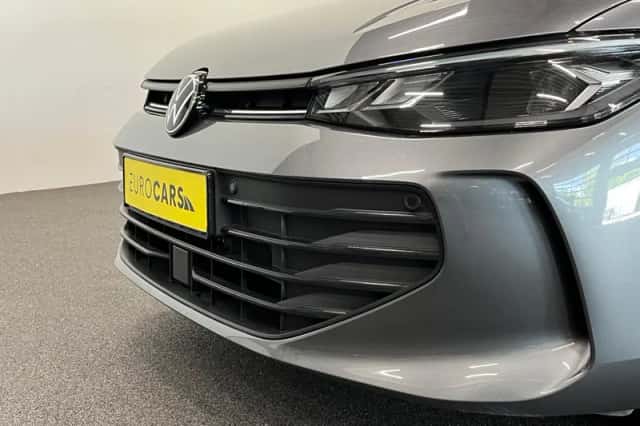 Volkswagen Passat (2025) thumbnail 30
