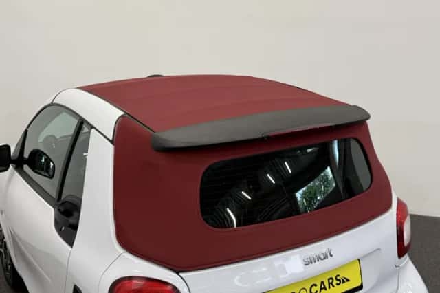 Smart Fortwo (2021) thumbnail 6