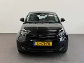 Fiat 500 (2023) thumbnail 2