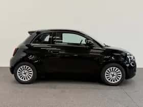 Fiat 500 (2023) thumbnail 5