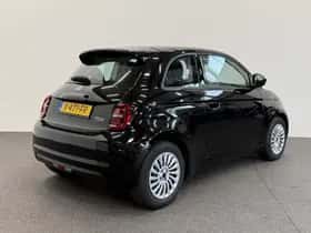 Fiat 500 (2023) thumbnail 8