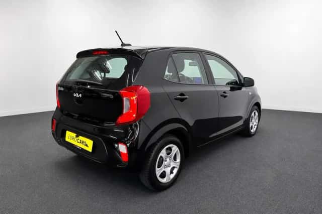 Kia Picanto (2023) thumbnail 2