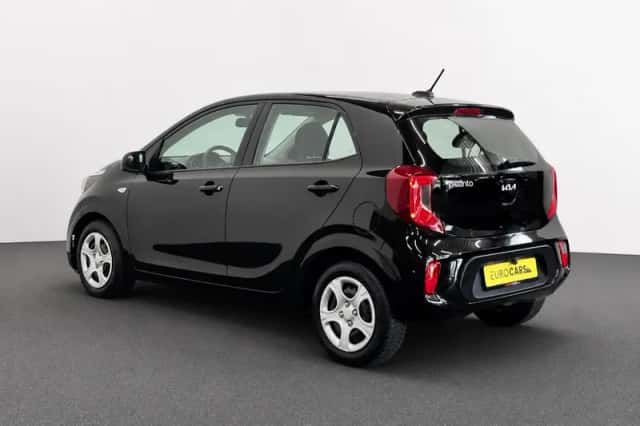 Kia Picanto (2023) thumbnail 4