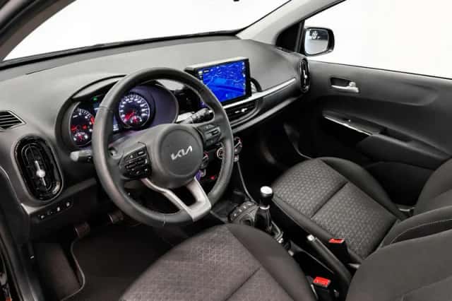 Kia Picanto (2023) thumbnail 5