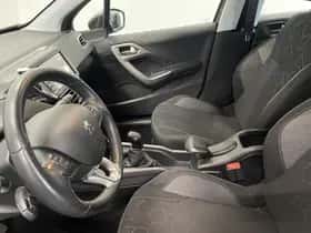 Peugeot 2008 (2019) thumbnail 11