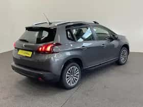 Peugeot 2008 (2019) thumbnail 5