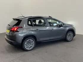 Peugeot 2008 (2019) thumbnail 6