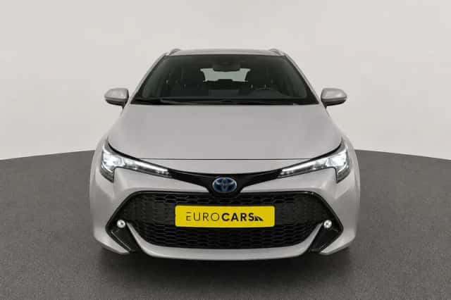 Toyota Corolla (2021) thumbnail 2
