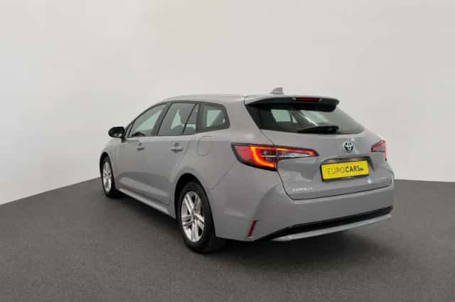 Toyota Corolla (2021) thumbnail 6