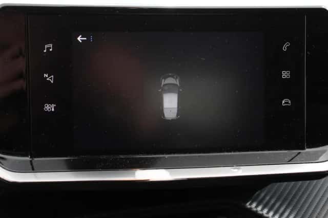 Peugeot 208 (2021) thumbnail 17
