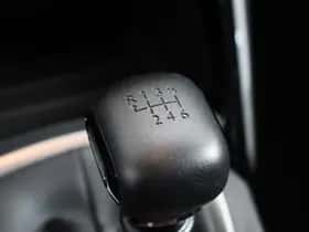 Peugeot 208 (2021) thumbnail 19
