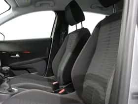 Peugeot 208 (2021) thumbnail 24