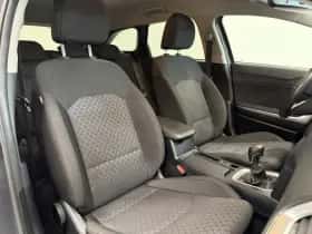 Kia Ceed Sportswagon (2023) thumbnail 14
