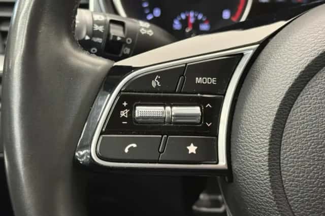 Kia Ceed Sportswagon (2023) thumbnail 17