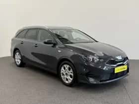 Kia Ceed Sportswagon (2023) thumbnail 3