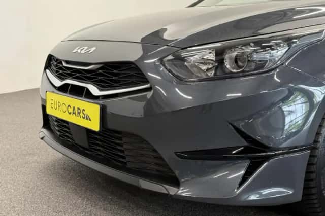 Kia Ceed Sportswagon (2023) thumbnail 35