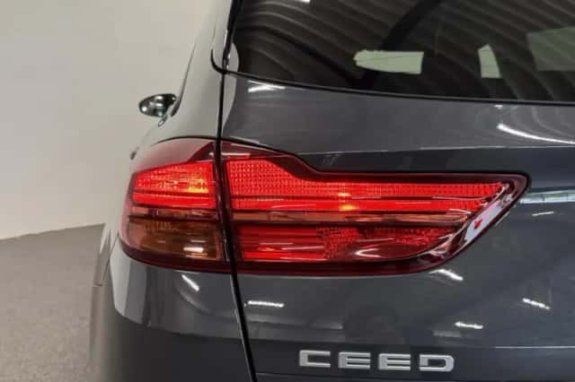 Kia Ceed Sportswagon (2023) thumbnail 38