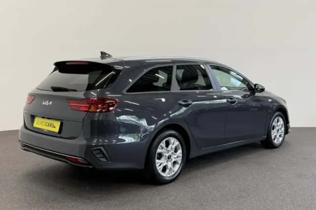 Kia Ceed Sportswagon (2023) thumbnail 8