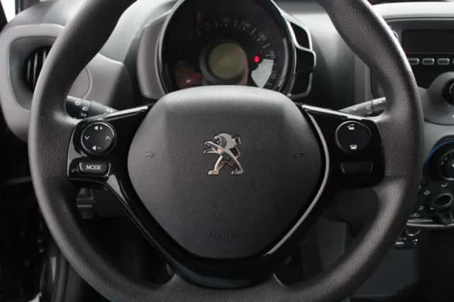 Peugeot 108 (2021) thumbnail 16