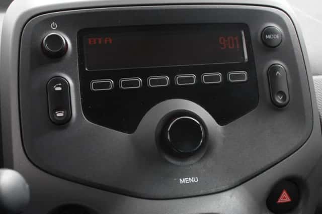 Peugeot 108 (2021) thumbnail 21