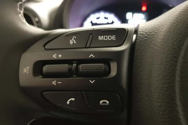 Kia Picanto (2022) thumbnail 14
