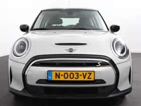 MINI Electric (2022) thumbnail 2